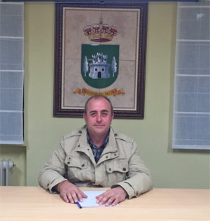 El alcalde de Valverde de Alcalá